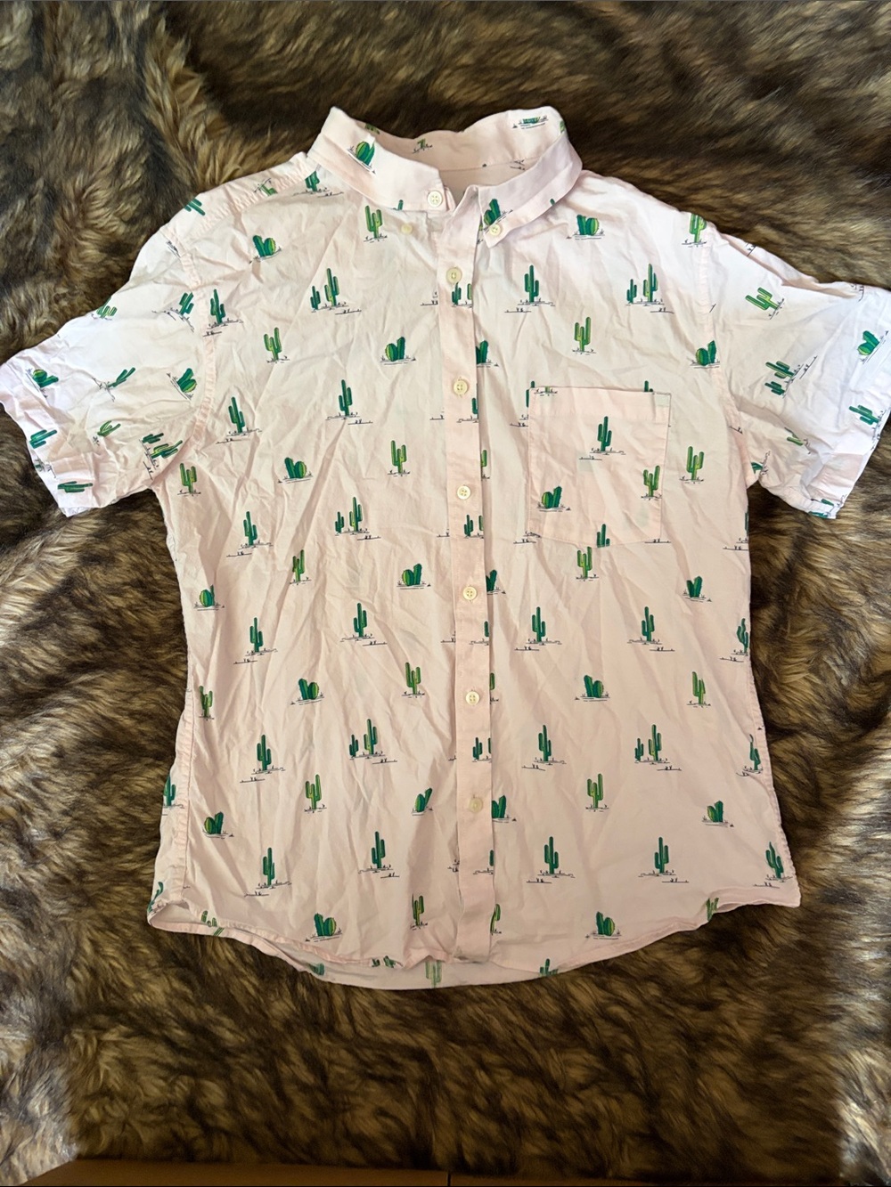 Goodfellow & Co Pink Short-Sleeve Button-Down Shirt with Green Cactus Print L